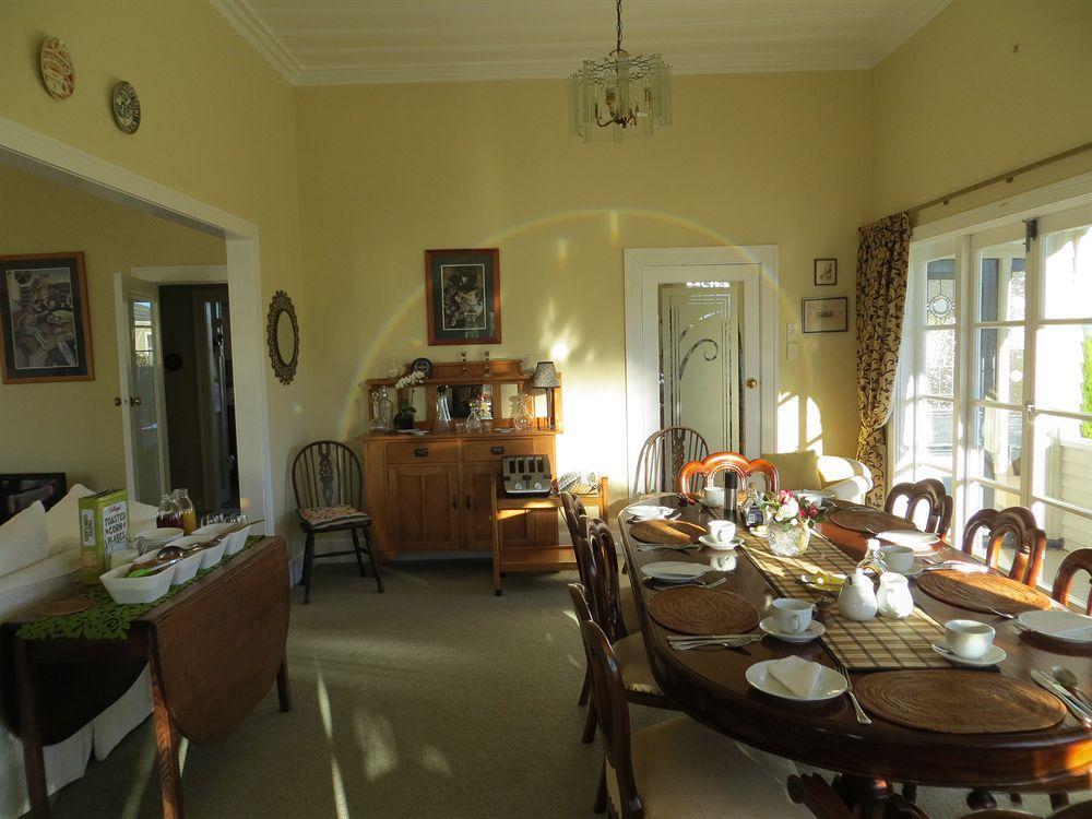 Cotswold Cottage Bed And Breakfast Темза Екстер'єр фото
